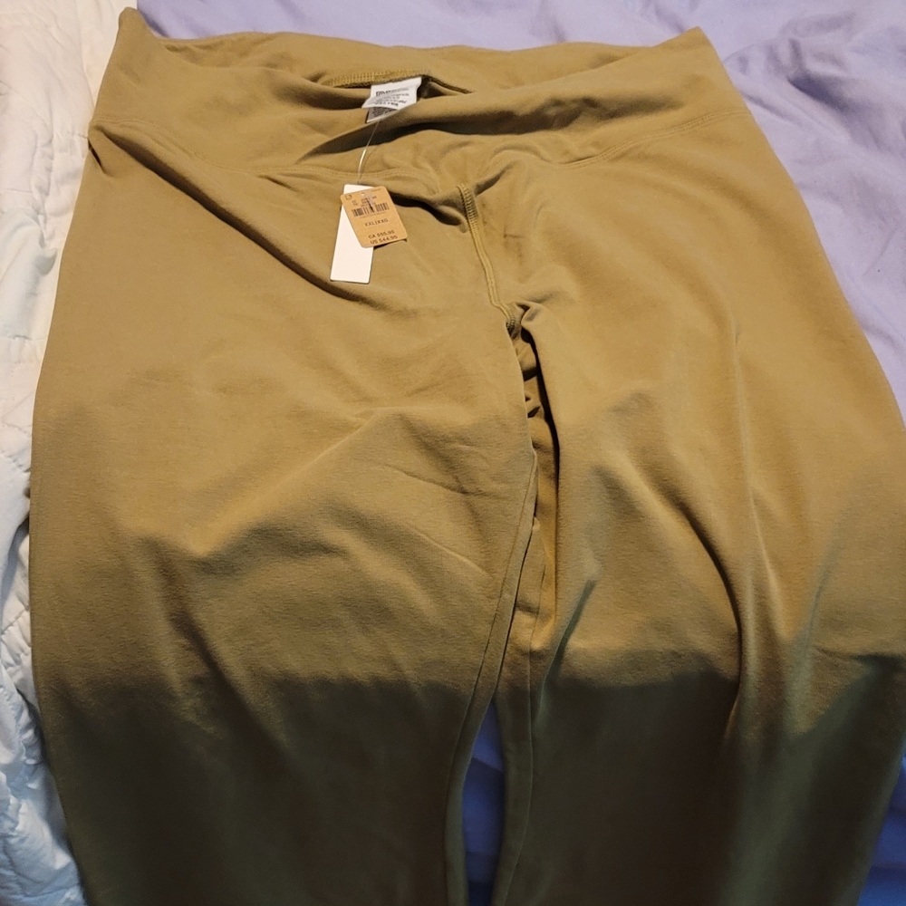 Yoga pants